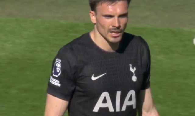 半岛体育官网-英超保级反转！热刺1-0新帅首胜，西汉姆2-1绝杀，降级热门2选1