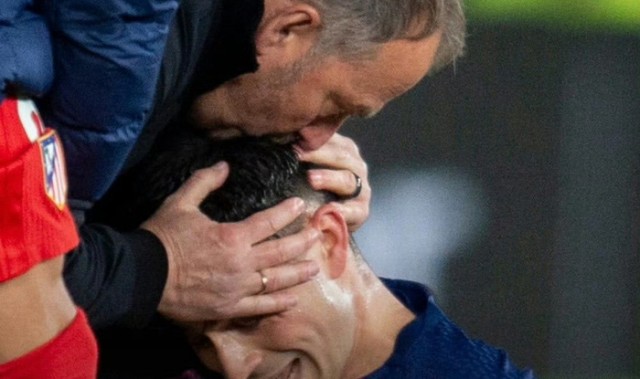 半岛体育网址-佩德里拒被换下踢满全场，弗里克担忧其身体状况|马竞|佩德罗·冈萨雷斯·洛佩斯|布拉格斯拉维亚|比利亚雷亚尔|马德里竞技_新浪体育_新浪新闻