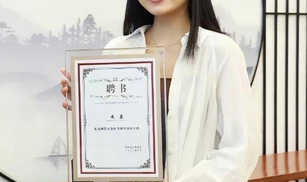 半岛体育-退还美国国籍，放弃百万年薪坚定回国！全美冠军：我只为中国战！|朱易|冬奥会|花样滑冰|米兰冬奥会|运动员_新浪体育_新浪新闻