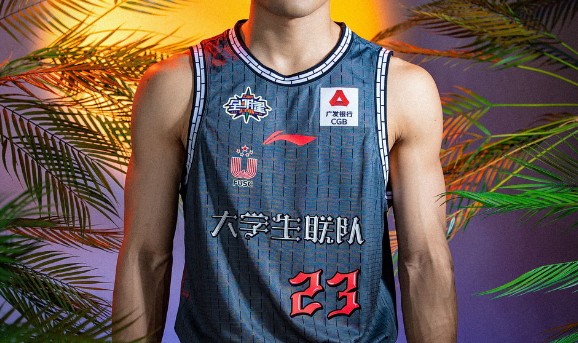 半岛体育网址-陈国豪对北控只能打一节？这还好 特殊条款当年让刘玉栋无法上场